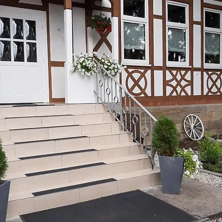 Schutzenhaus Bed & Breakfast Heldburg
